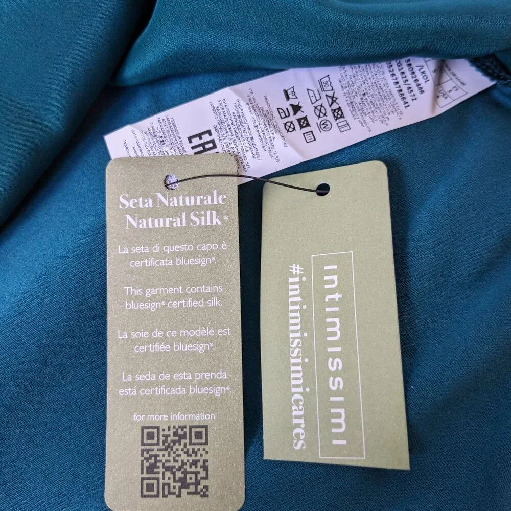 NWT Bundle of 2 intimissimi Silk Modal Tanks in Evergreen and Ribbon Red, size S - Picture 6 of 12